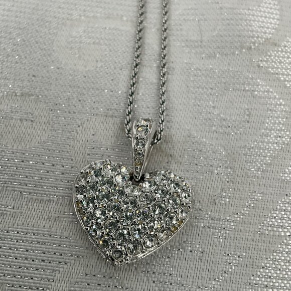 Swarovski Silver Heart Pendant Necklace Clear Rhinestones 18" - Picture 1 of 7